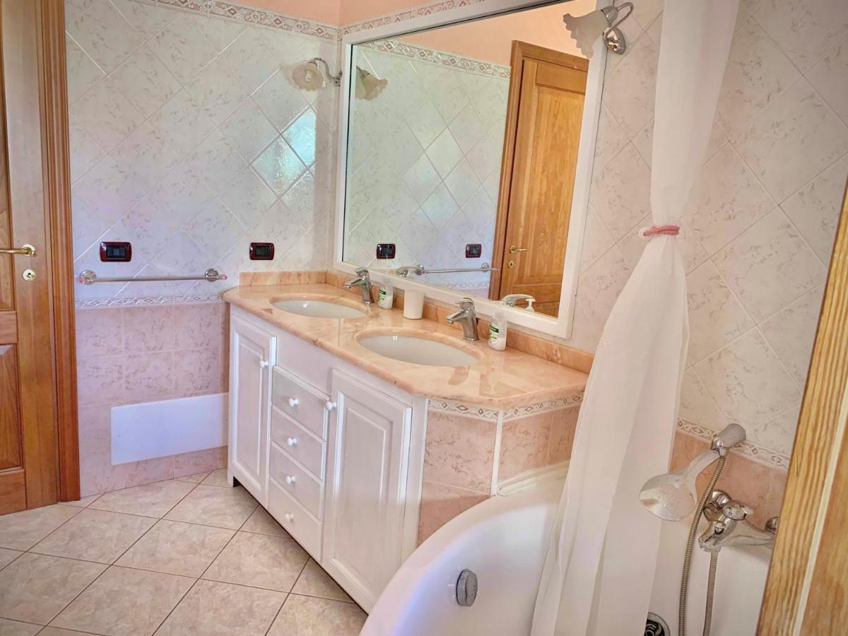 Casa Di Famiglia Apartment Alghero Luaran gambar