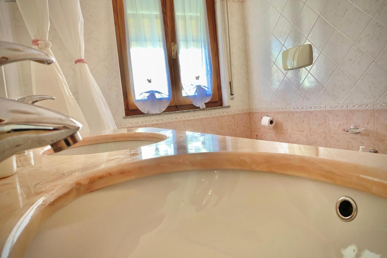 Casa Di Famiglia Apartment Alghero Luaran gambar
